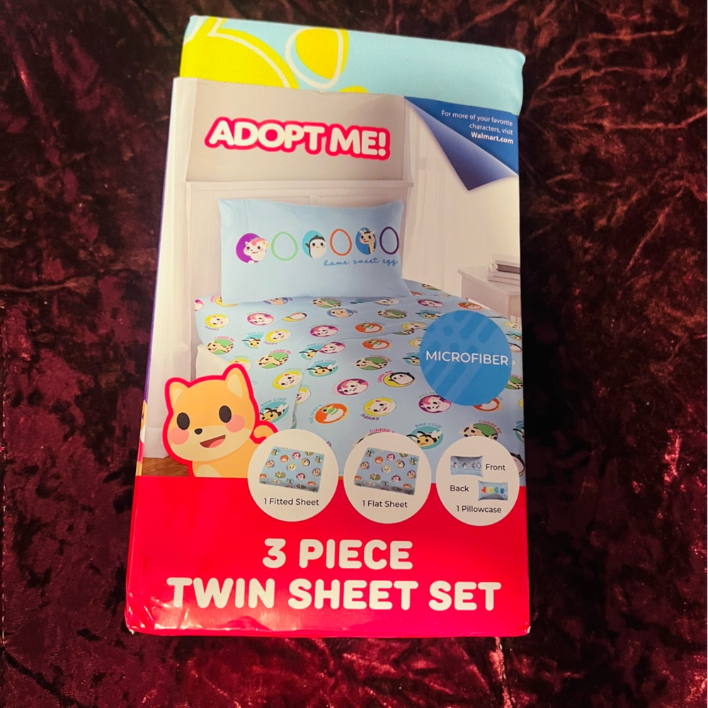 Adopt Me! Twin Sheet Set - Multicolor